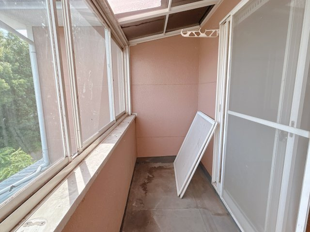 中古戸建　郡山市喜久田町字前北原　富田東小・富田中のバルコニー|【リフォーム前】
