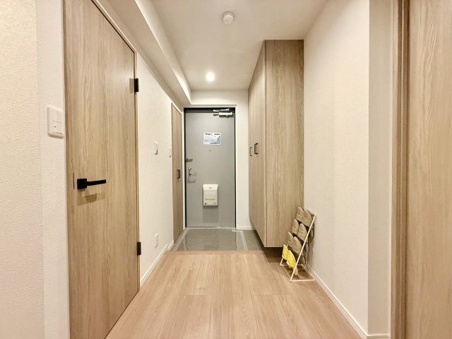 アンビックス志賀ストリートタワーの玄関