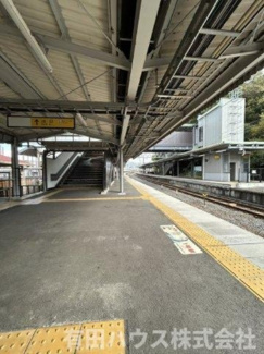 【周辺】 | ヴィラ湯浅A棟 | 電車でお出かけの時でも駅前にコインパーキングがあるので便利です！