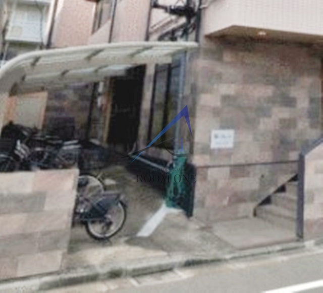 橋川ビルのエントランス|エントランスです。