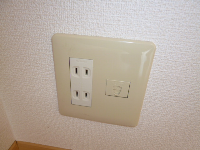 カンパーニャ・エフＡのその他|電話モジュラー