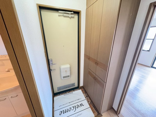 ミルフィーユ壱番館の玄関
