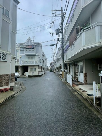 門真市巣本町の前面道路含む現地写真