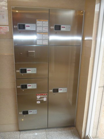 ジュネーゼプレシャス森ノ宮　BRAVI不動産のその他共用部分|【ジュネーゼプレシャス森之宮】宅配ボックス