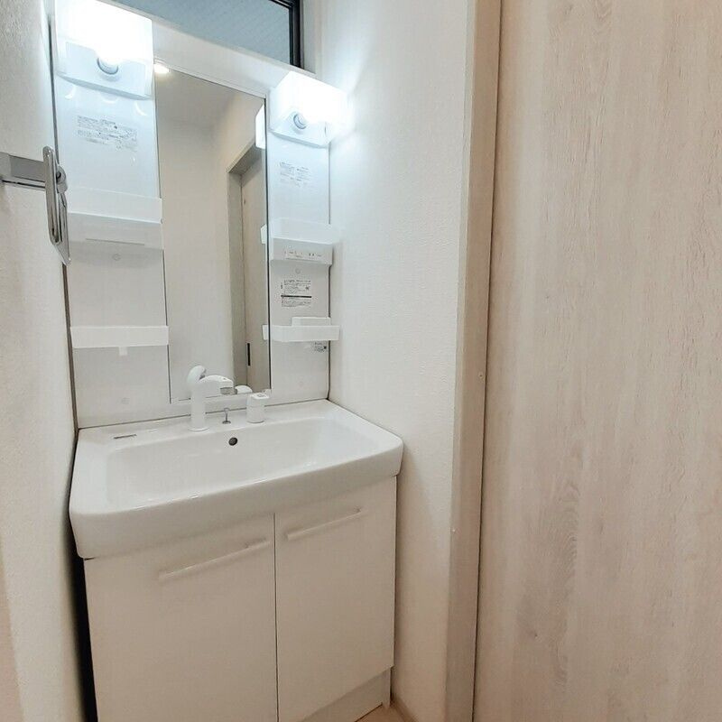 TOIRO田崎本町の独立洗面台