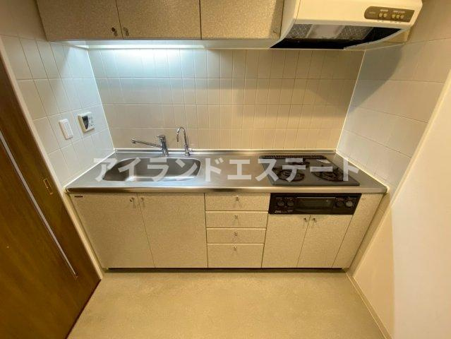LANAI COURT CLASSIC　ファミリー向け　角部屋　オートロックのキッチン