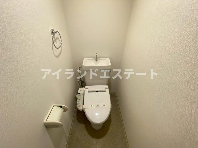 LANAI COURT CLASSIC　ファミリー向け　角部屋　オートロックのトイレ