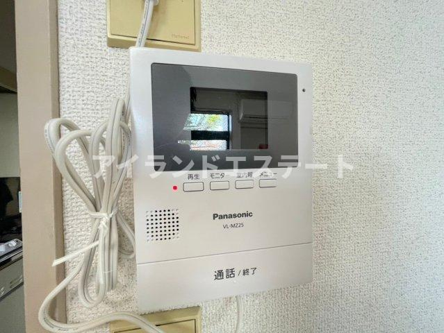 クローバーハイツ　駅近　ネット無料　最上階のセキュリティ