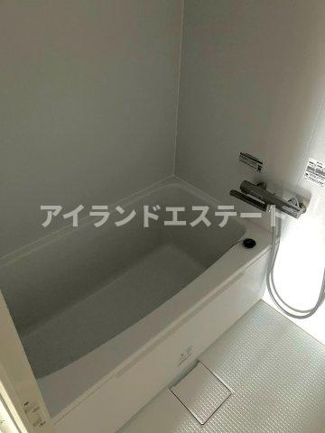 テラスハウス用賀　駅近　事務所相談　最上階の浴室
