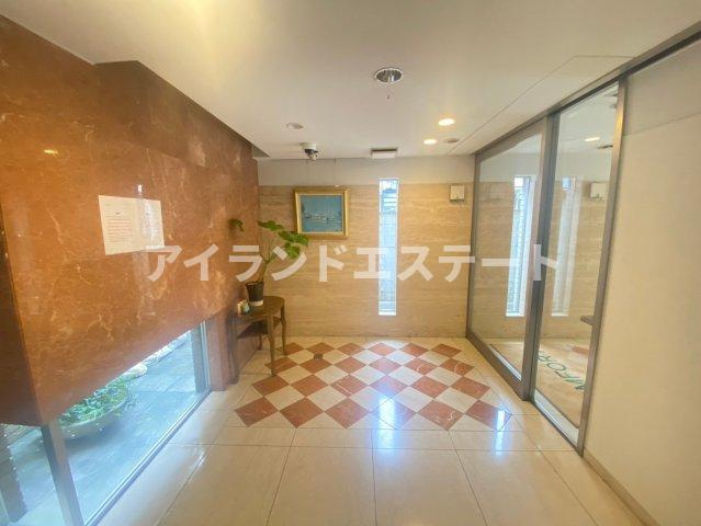LANAI　COMFORT　15　南向き　2面採光　2人入居相談のロビー