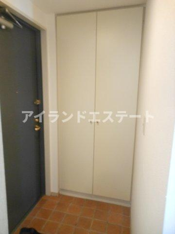LANAI　COMFORT　15　南向き　2面採光　2人入居相談の玄関