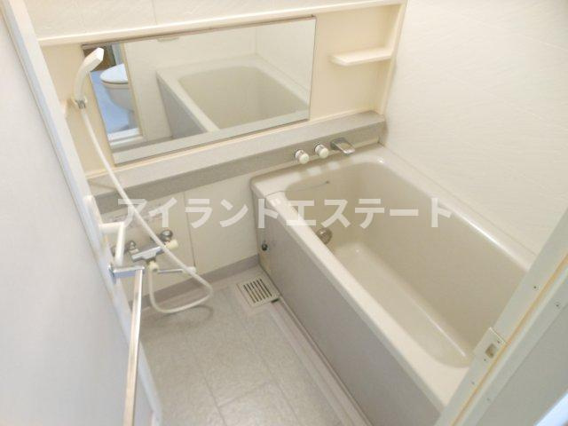 LANAI　COMFORT　15　南向き　2面採光　2人入居相談の浴室