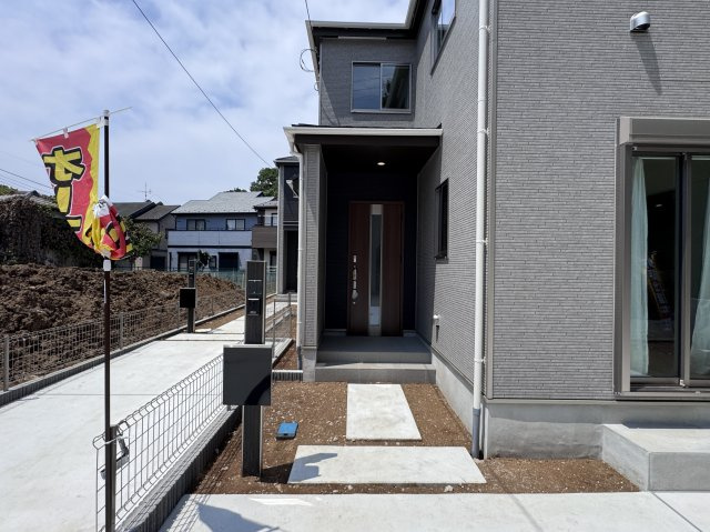 柏市酒井根６丁目新築戸建【酒井根西小学校：10分】のエントランス|エントランス