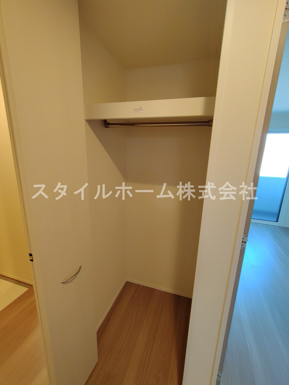 アヴァンの収納|別部屋写真です。