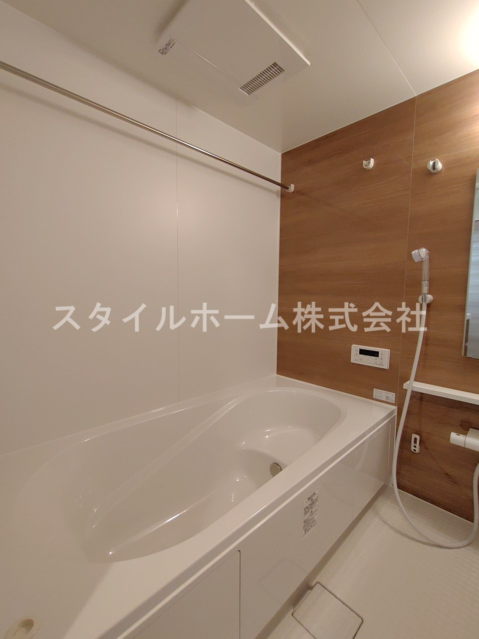 アヴァンの浴室|別部屋写真です。