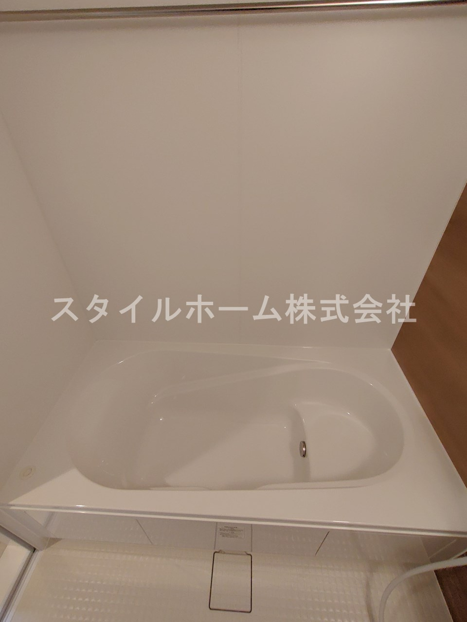 アヴァンの浴室|別部屋写真です。
