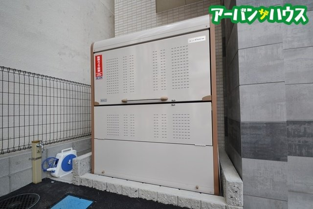 ＴＨＥ　ＭＯＤＥＲＮ　表町