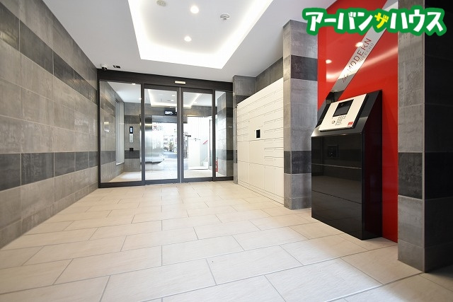 ＴＨＥ　ＭＯＤＥＲＮ　表町