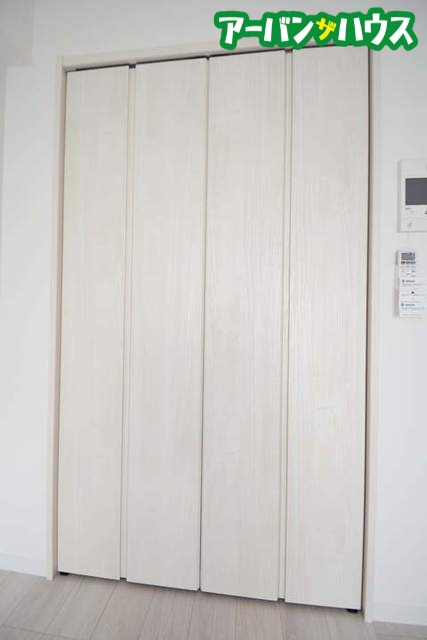 ＴＨＥ　ＭＯＤＥＲＮ　表町