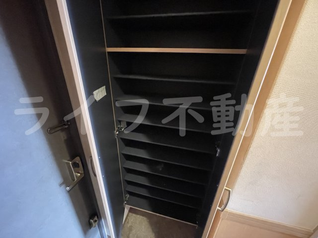 ファミーユ2002の収納|ちょっとした収納スペースも充実しています
