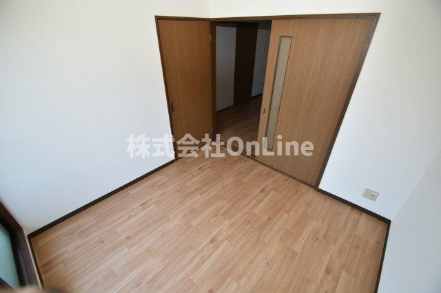 ピアパーク佐堂の洋室