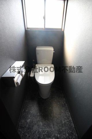 Q-1のトイレ|清潔感のあるトイレです