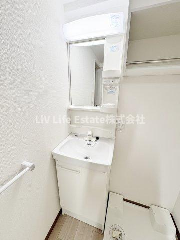 小平市花小金井３丁目の賃貸マンションの洗面所