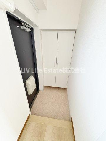 小平市花小金井３丁目の賃貸マンションの玄関