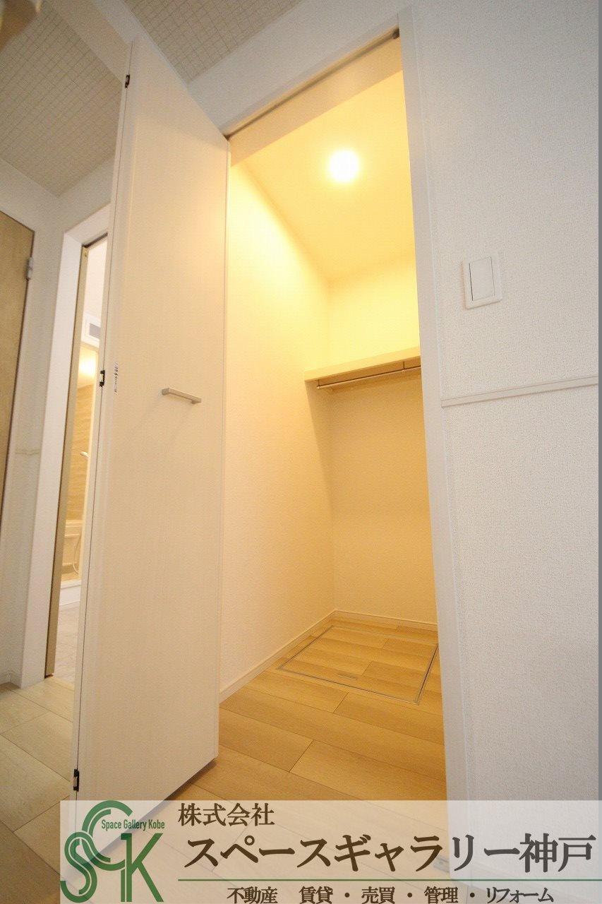 シャン・ド・プレールBの収納|※お部屋により仕様が異なる場合があります。
