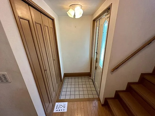 南宮町貸家の玄関