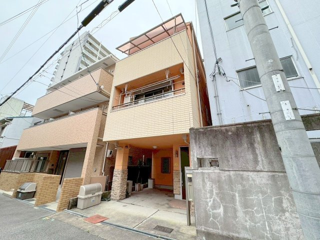 十三本町２丁目戸建ての外観