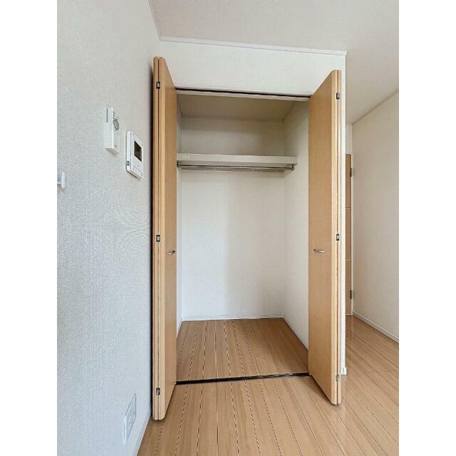 平塚市立野町のアパートの収納