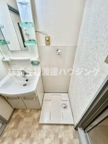 三箇6丁目一戸建の設備|室内洗濯機置場