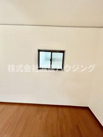 三箇6丁目一戸建のその他|窓