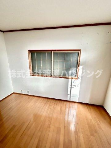 三箇6丁目一戸建のその他|窓