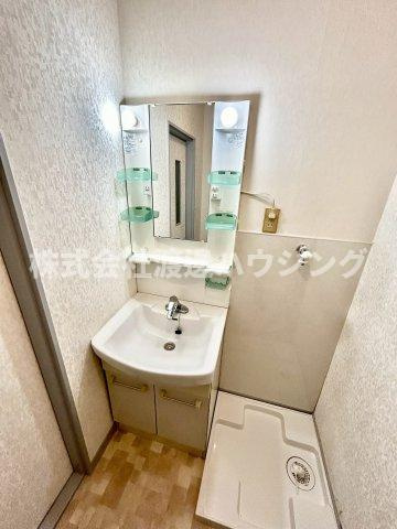 三箇6丁目一戸建の洗面所