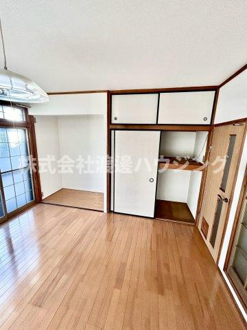 三箇6丁目一戸建の収納