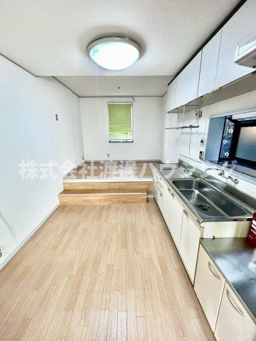 三箇6丁目一戸建の居間・リビング