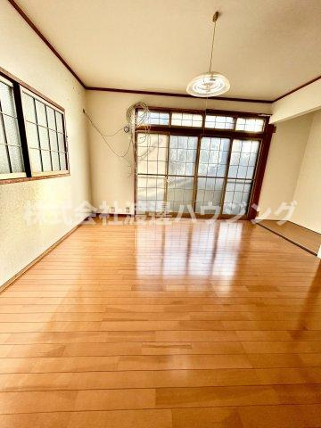 三箇6丁目一戸建の寝室