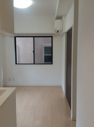 ベルシャンブル小山の居間・リビング