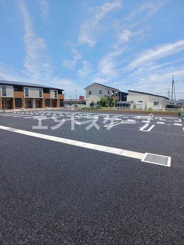 パークアクシス藤岡・Ｂの駐車場|高崎、前橋のお部屋探しはエンドスケープまで！お客様の理想お聞かせ下さい♪
