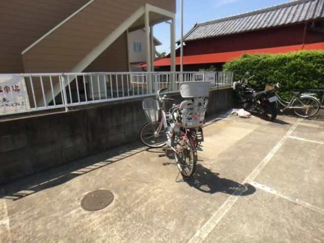 流山市大字東深井のアパートのその他共用部分|駐輪場