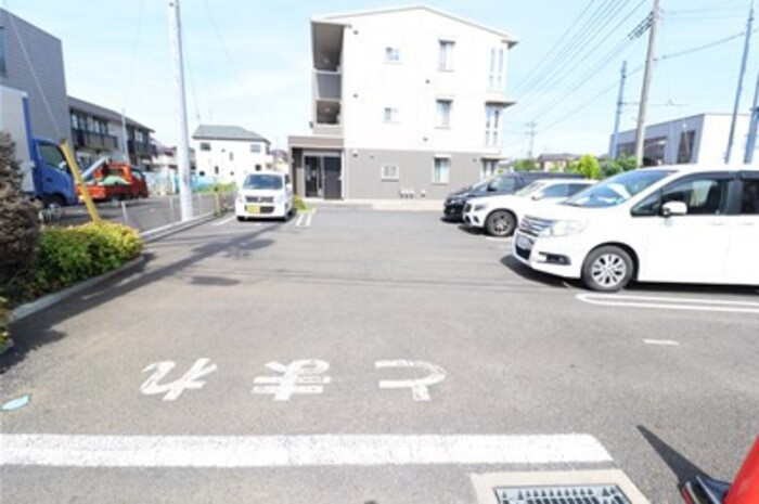 流山市大字西深井のアパートの駐車場|駐車場