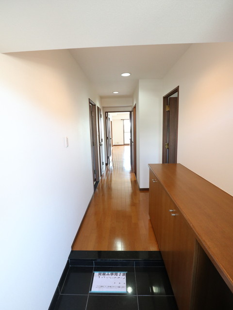 ラ・モール芦屋の玄関