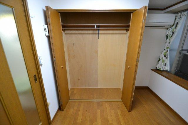 光栄ビルの収納