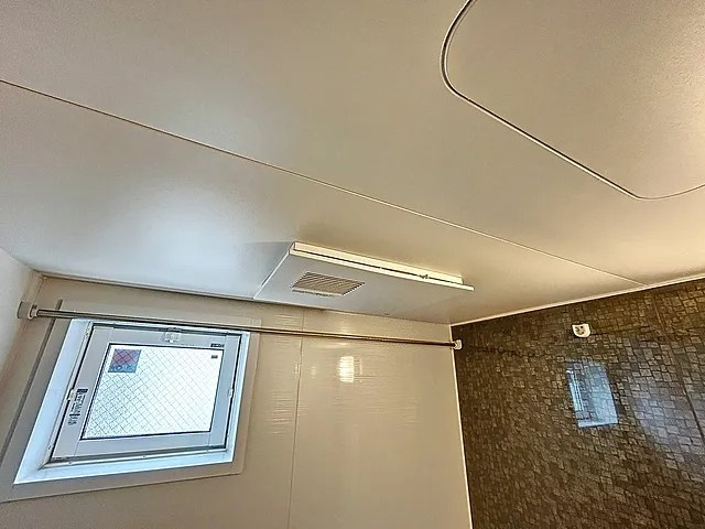 グレイスコート住吉本町の浴室