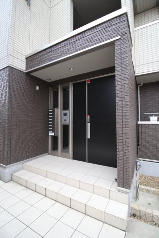 ローズクレール王子公園のエントランス
