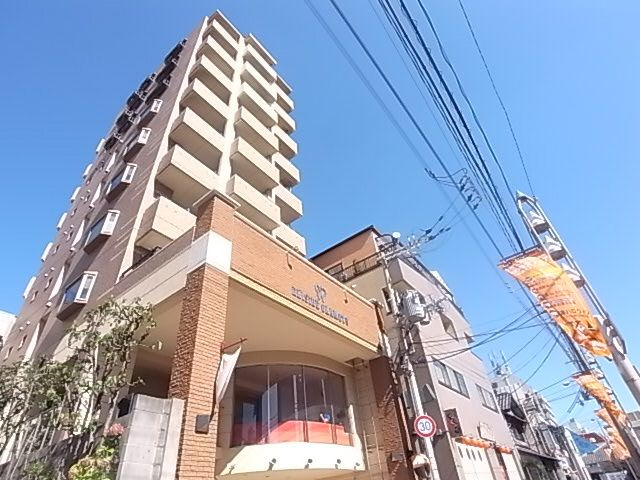 ワコーレエキサイド岡本の外観