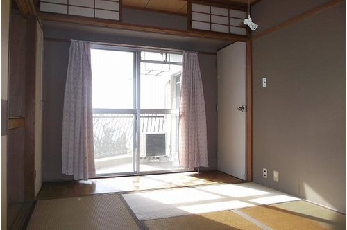 プラザ翠光の居間・リビング