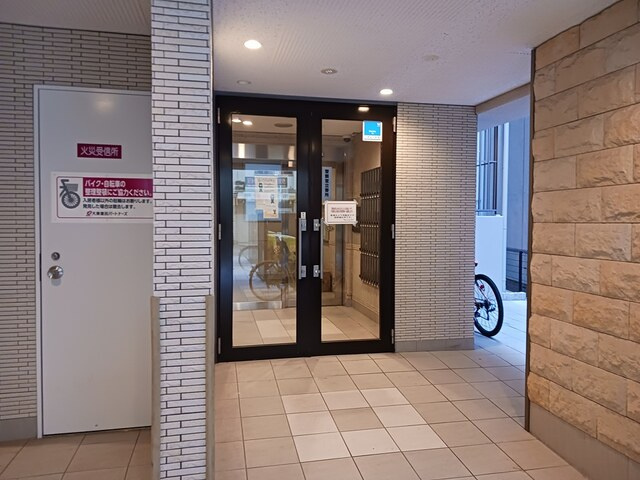 アシストみなと元町のエントランス